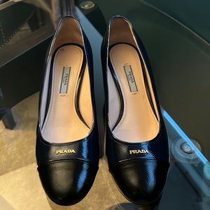 PRADA SHOES! Navy Blue and Black Size 8.5!